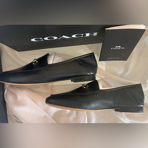LK New in Box — Coach “Haley” Loafers Sz 8 - Picture 2 of 5